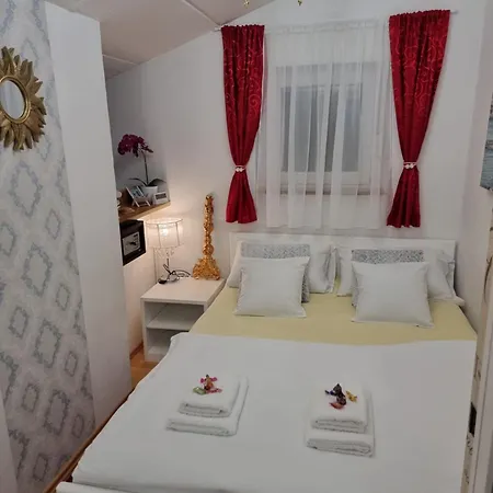 Apartment Golden Sun, Novigrad, Istria, Croatia Novigrad (Istria)