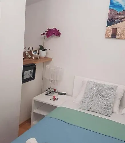 Golden Sun, Novigrad, Istria, Croatia Apartment