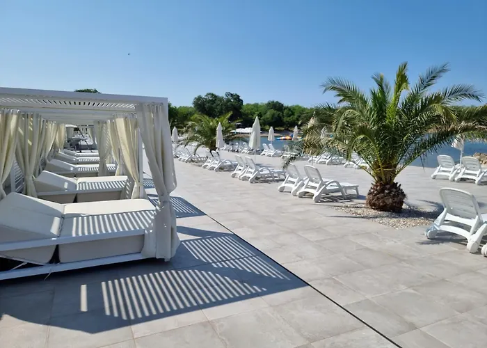 Apartment Golden Sun, Novigrad, Istria, Croatia *